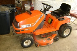 KUBOTA F3560, filtry silnika i hydrauliczne